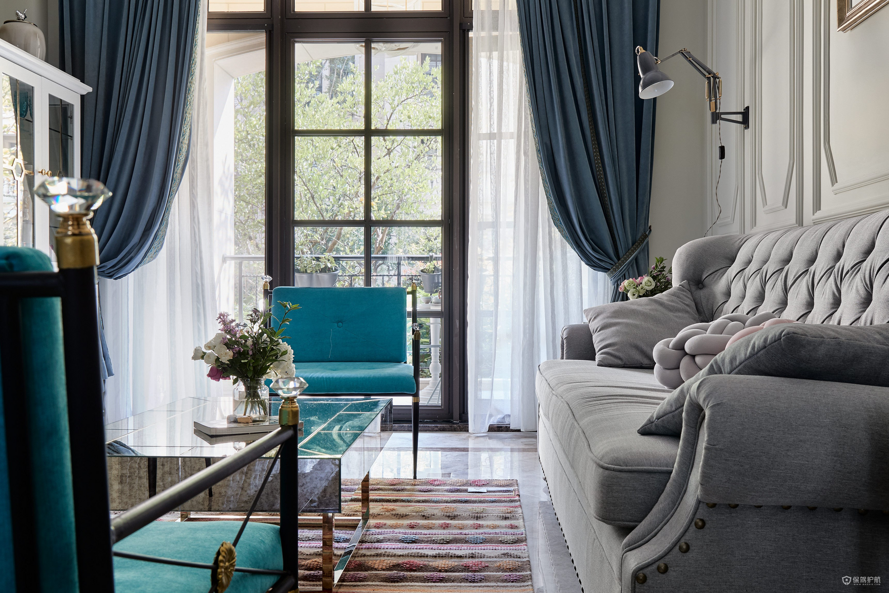 How to choose the color of curtains